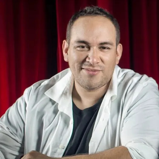 Headshot of Tony Gonzalez